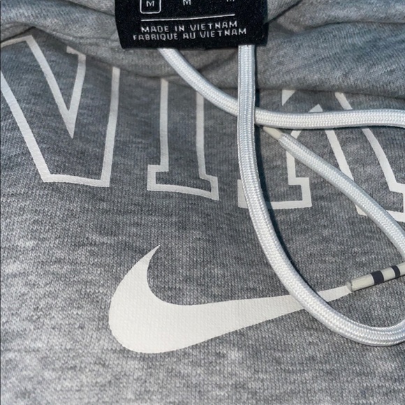Grey nike hoodie! - Picture 3 of 3